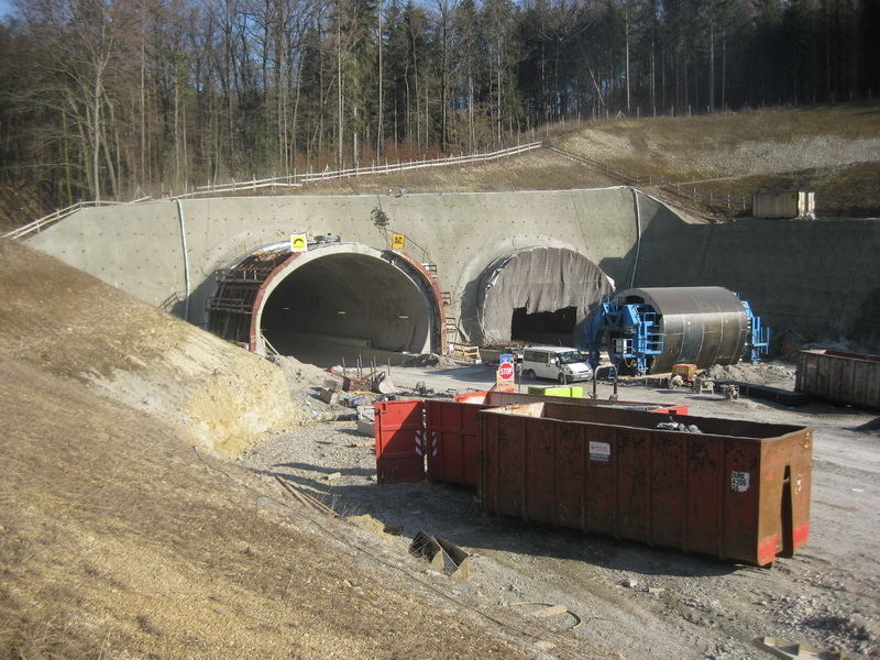 Tunnel (2011-03-24)